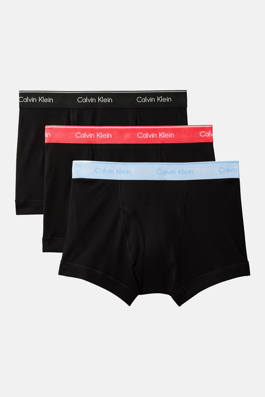 Boxer noir Calvin Klein, gros plan de profil avec ceinture rouge et un homme qui joint ses mains.