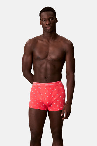 Rode boxershorts met 'ck'-logo, van Calvin Klein, met een elastische tailleband met merknaam.
