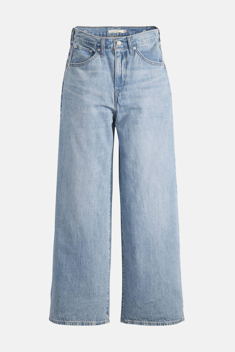 Jean ample bleu clair en denim de Levi's, avec poches classiques et coupe décontractée.