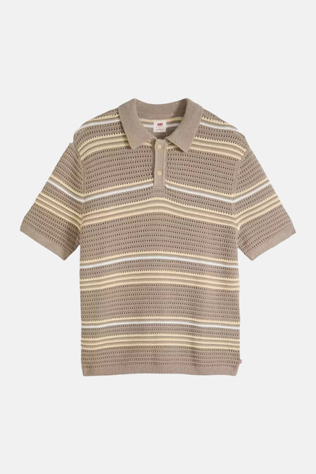Beige poloshirt van Levi's® met een opengewerkt breisel en horizontale strepen in crème en wit.