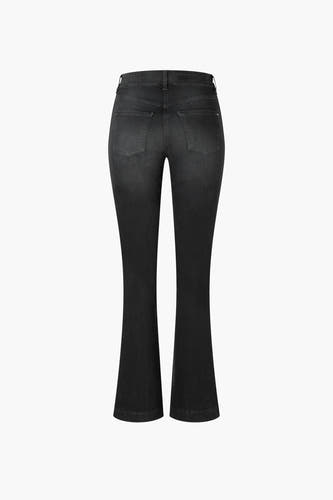 Donkergrijze bootcut jeans van MAC met achterzakken en subtiele slijtageplekken.