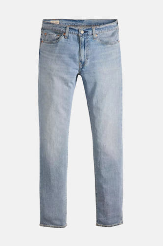 Lichtblauwe slim fit jeans van Levi's, met klassieke denim textuur en subtiele wassing.