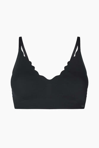 Zwarte beha van SKINY, met schulprand en dunne bandjes.