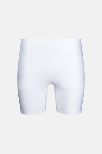 Witte shorty van SKINY met een geschulpte zoom.
