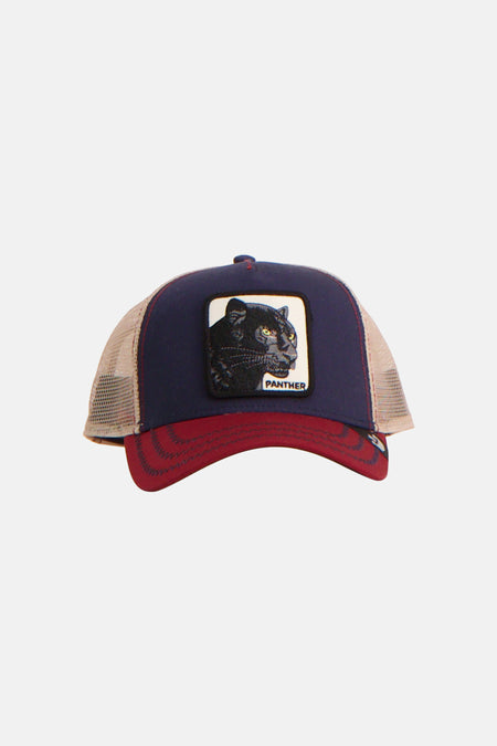 Casquette Goorin bleue et rouge avec filet à l'arrière et patch panthère.