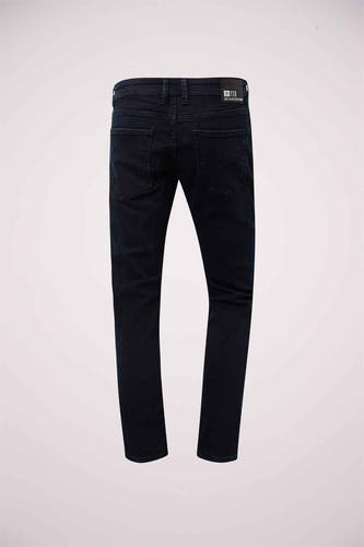 Blauwe zwarte slim fit jeans van TOM TAILOR, achterkant met merklabel, effen.