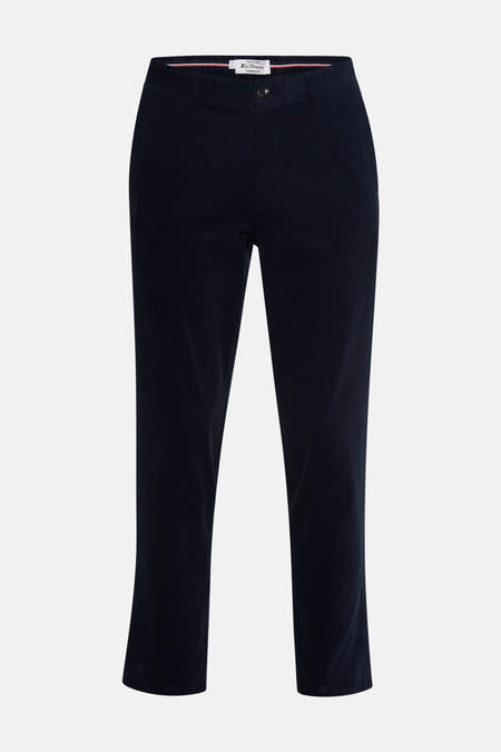 Blauwe broek van BEN SHERMAN, gemaakt van corduroy met een slanke pasvorm.
