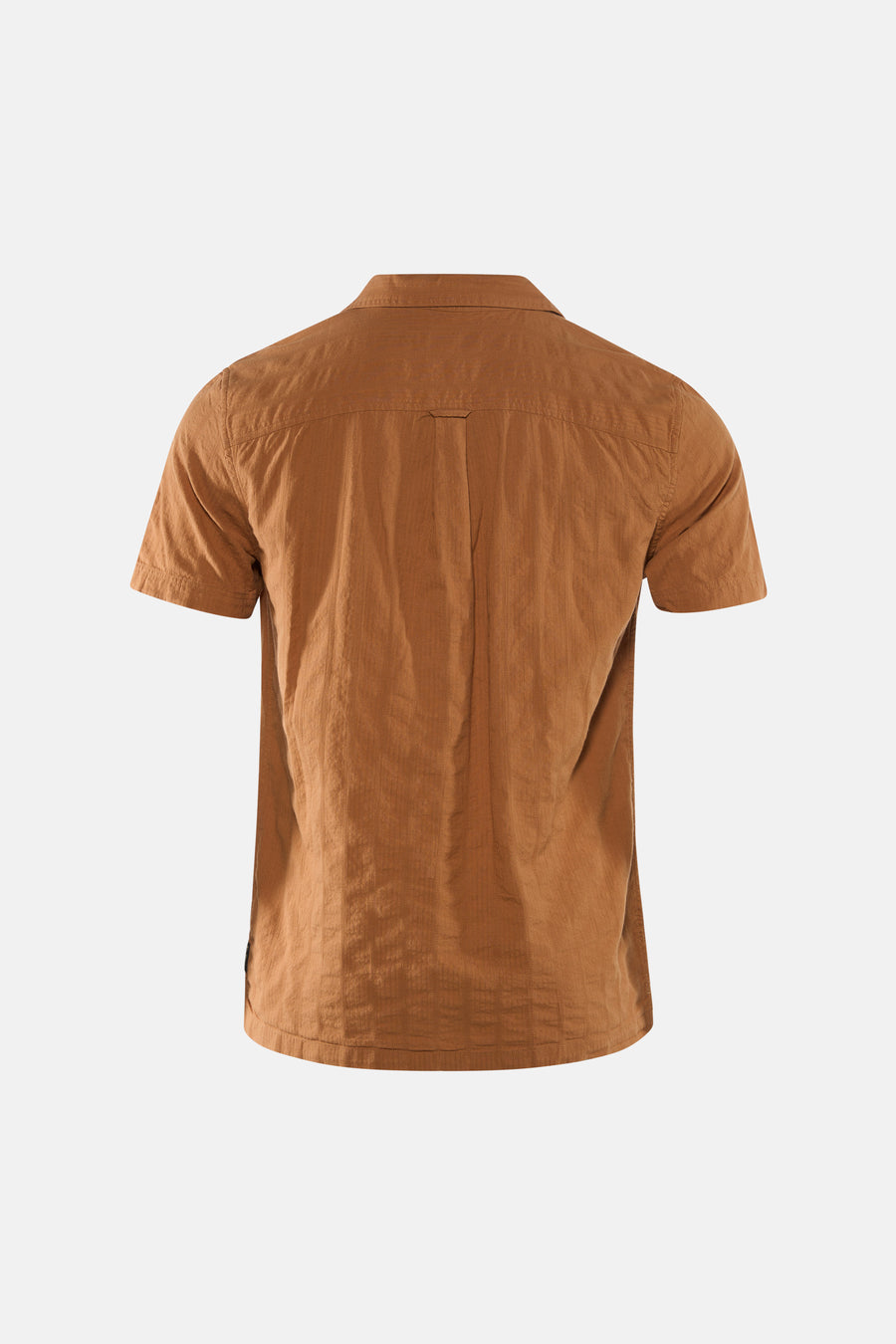 Chemise marron à manches courtes de BEN SHERMAN, vue de dos, avec une texture verticale subtile et un col classique.