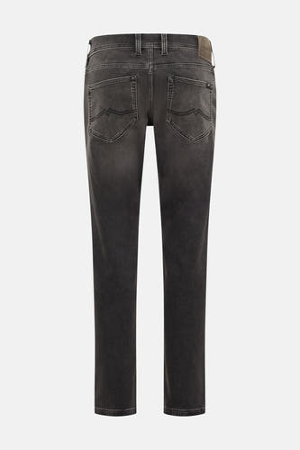Jean slim gris foncé de Mustang, dos avec poches classiques et texture subtilement délavée