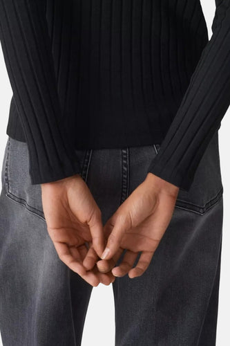 Pull met ronde hals - zwart