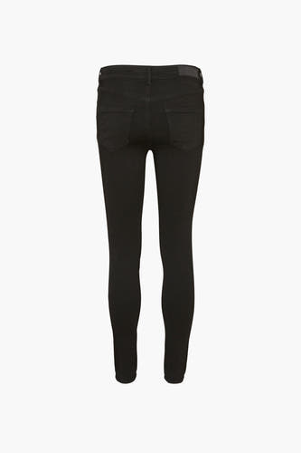 Jean skinny noir en denim de VERO MODA, couleur unie, avec poches arrière.