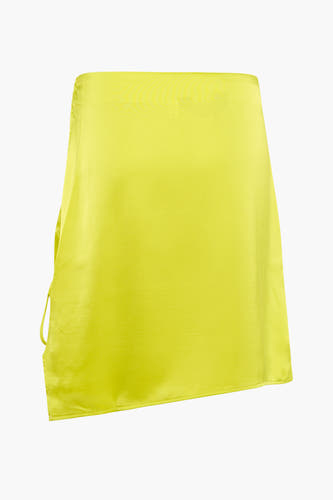 Gele rok van SOMETHING NEW, asymmetrische snit met trekkoorddetail.