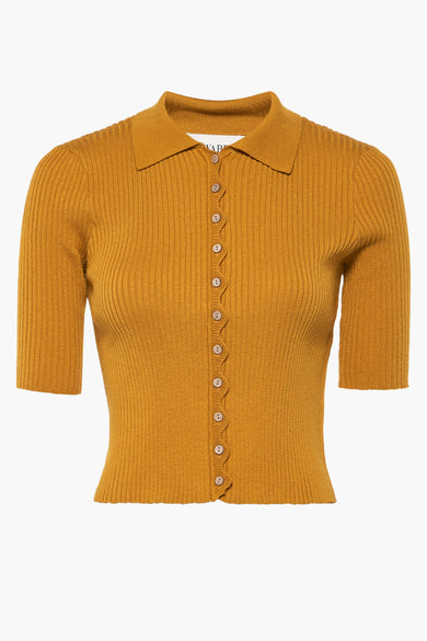 Gilet orange de VERO MODA, avec une texture côtelée et des manches courtes, vu de l'arrière.
