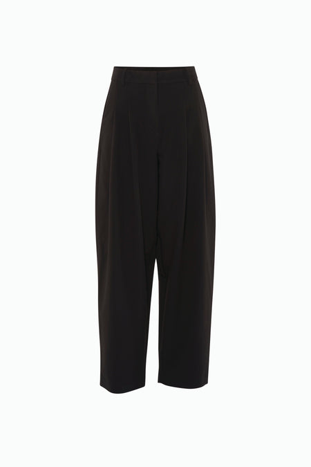 Zwarte broek van VERO MODA, met wijde pijpen en een effen kleur.
