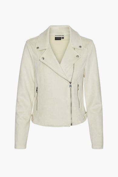Beige leren jas van VERO MODA, met asymmetrische ritssluiting en zilverkleurige details.