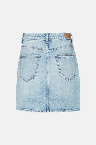 Lichtblauwe spijkerrok van VERO MODA®, achterkant met zakken en label.