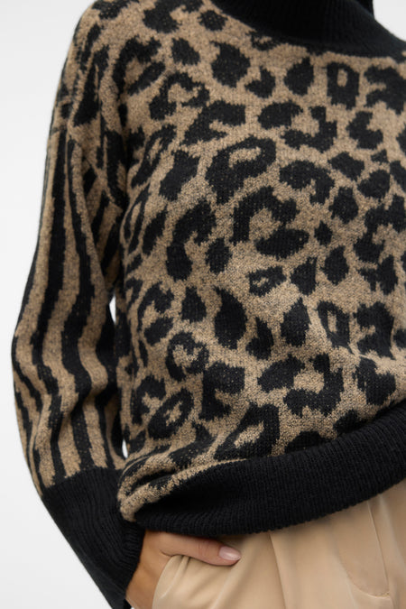 Pull met ronde hals - zwart