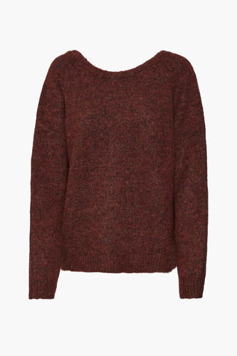 Bruine trui met ronde hals van VERO MODA, in een grofgebreide textuur en lange mouwen.

