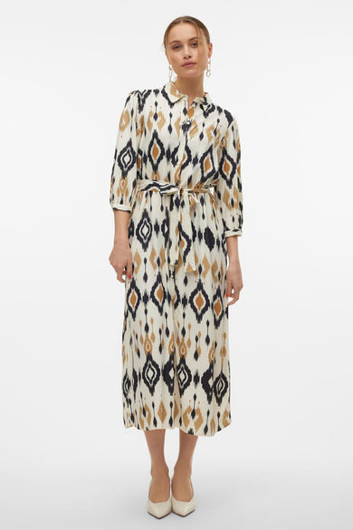 Multicolor kleedje met korte mouwen van VERO MODA, met ikatmotief, knoopsluiting en riem.
