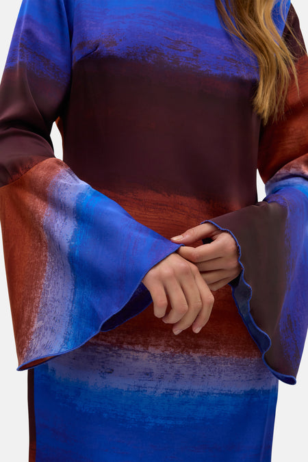 Multicolor kleedje met lange mouwen van VERO MODA, met een abstract aquarelprint en uitlopende mouwen.
