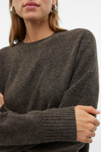 Pull met ronde hals - Chocolate Torte