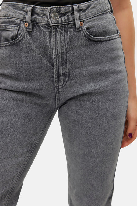 VMTESSA HR STRAIGHT JEANS RA206 GA NOOS