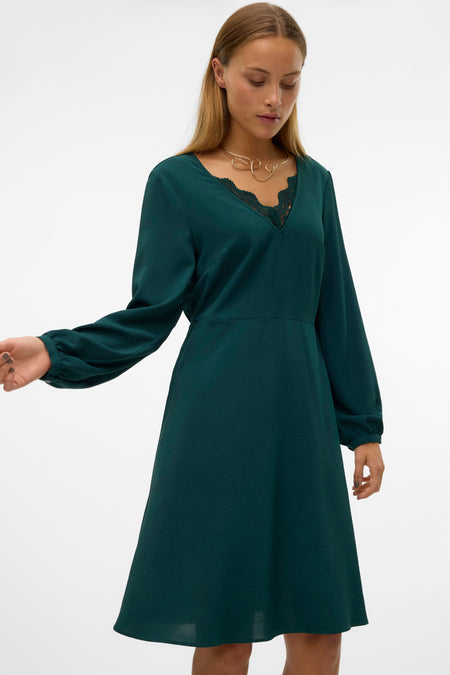 Kleedje met lange mouwen - groen