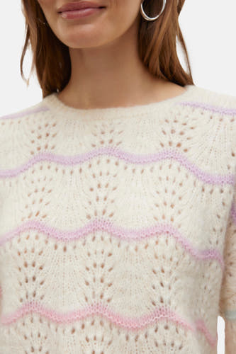Ecru trui met ronde hals van VERO MODA, met ajourpatroon en lila strepen.
