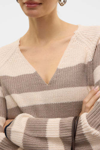 Pull à col en V - brun - VERO MODA®