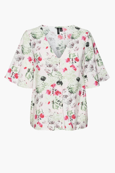 Blouse multicolore à manches courtes de Vero Moda, avec un imprimé fleuri et une fermeture à boutons.