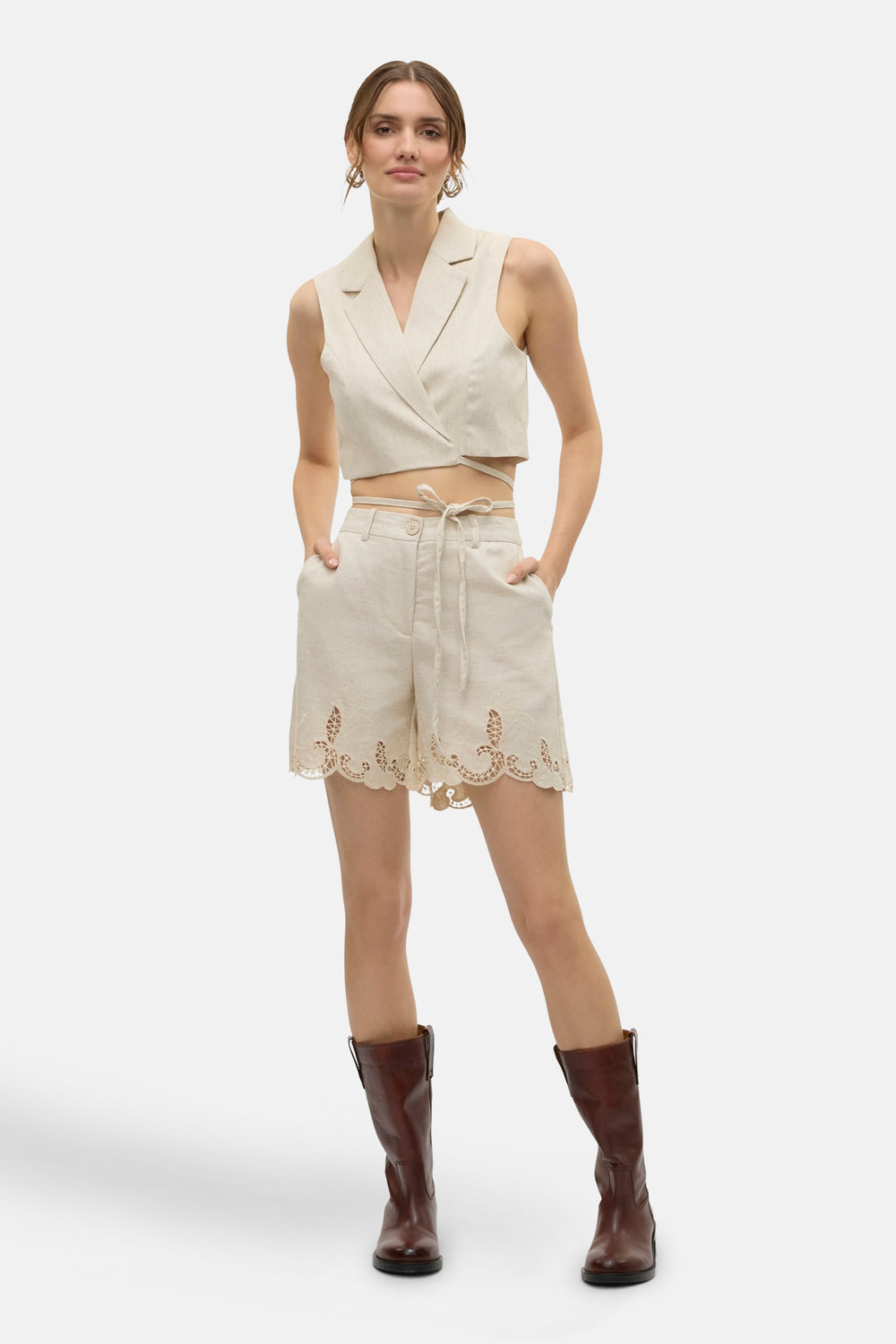 VMSOFFIE MW EMBROIDERY LONG SHORTS