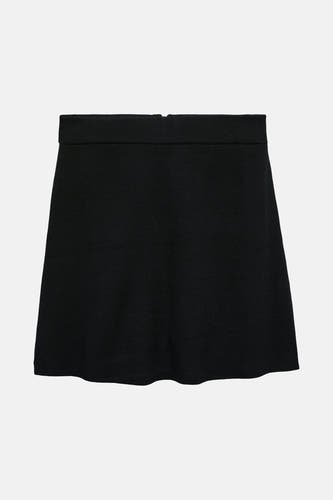 Zwarte korte rok van VERO MODA, met een elastische tailleband en een gladde, effen textuur.
