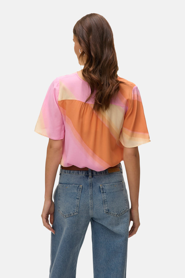 VMVANYA S/S V-NECK TOP WVN LCS