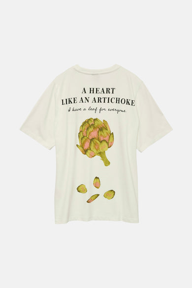 Wit T-shirt met korte mouwen van VERO MODA, met een afbeelding van een artisjok en de tekst "A heart like an artichoke".