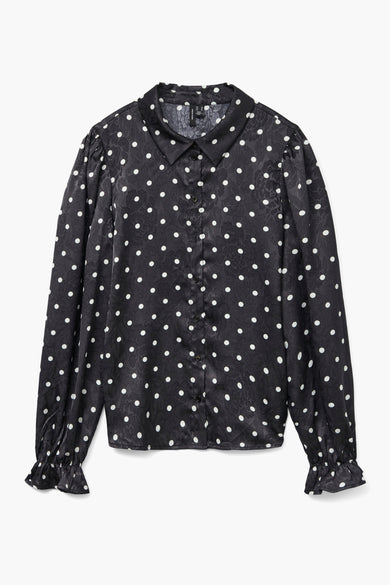 Zwart hemd met lange mouwen van VERO MODA, met witte stippen en details met bloemenmotief.