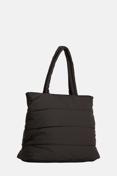 Zwarte schoudertas van VERO MODA met gewatteerd ontwerp en korte handvatten.