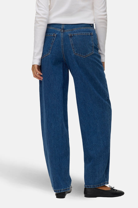 BILLIE - mid blue denim