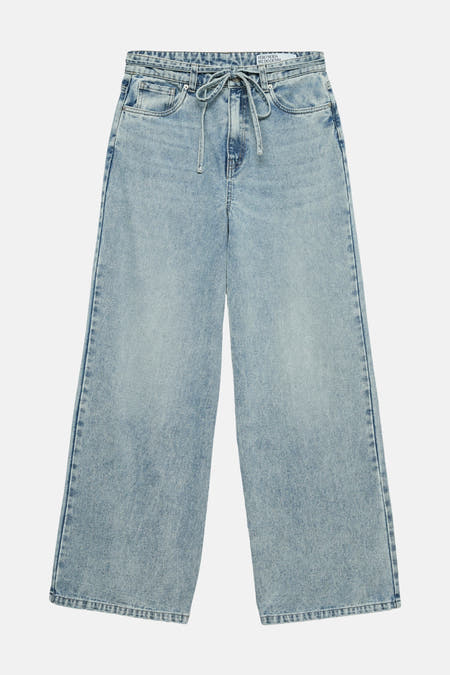 Wijd uitlopende lichtblauwe jeans van denim van VERO MODA met trekkoord in de taille.