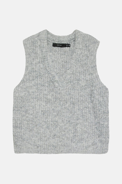 Gilet sans manches tricoté gris de Vero Moda, avec un col en V et une texture grossière.