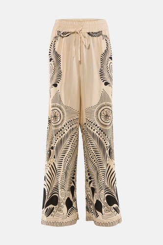 Multicolor wijde broek van VERO MODA® met zwart-wit bladpatroon, elastische taille en trekkoord, front view