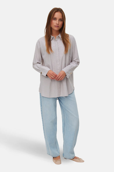 Veelkleurig, gestreept hemd met lange mouwen van VERO MODA, met een knoopsluiting en losse pasvorm.