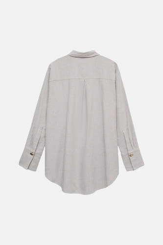 Chemise multicolore à manches longues VERO MODA, rayée, avec col et fermeture boutonnée.