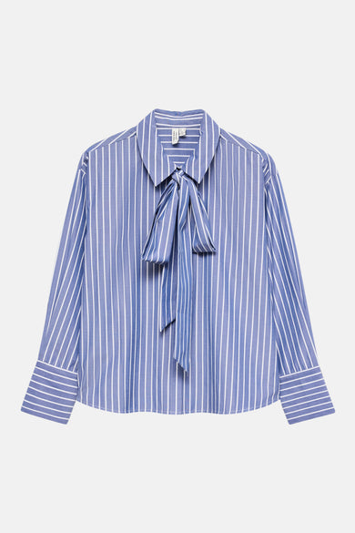 Blauw gestreept hemd met lange mouwen van VERO MODA, met een binddetail aan de hals.
