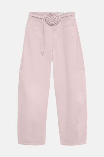 Roze gekleurde jeans van Vero Moda, met een decoratieve riem en wijde pijpen.
