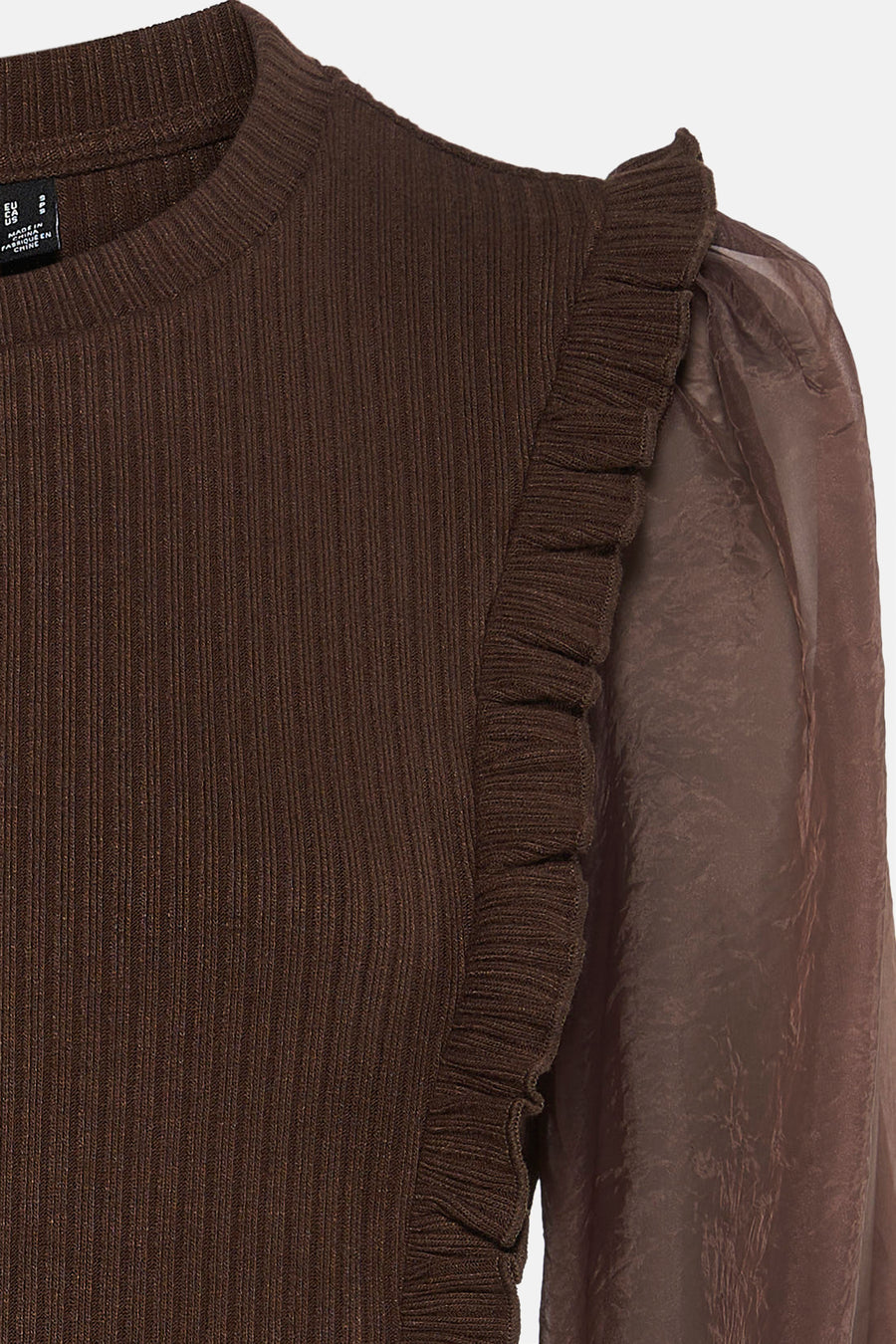 Blouse brune à longues manches de VERO MODA®, avec structure côtelée, volants et manches transparentes.