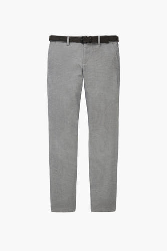 Chino gris de TOM TAILOR, avec une ceinture noire et une subtile texture.
