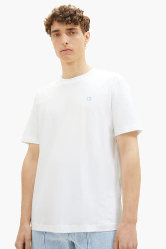 Wit T-shirt van TOM TAILOR met korte mouwen en subtiel logo.