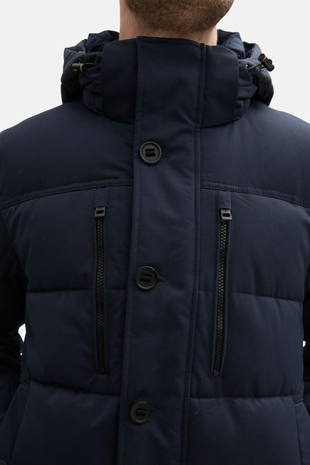 Blauwe korte jas van TOM TAILOR, met verticale zakken en knoopsluiting.