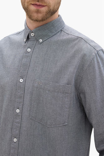Blauw, lange mouwen hemd van TOM TAILOR, met een borstzak.