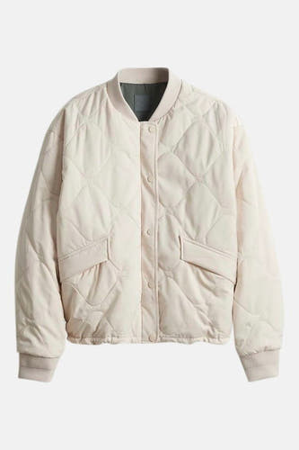 Mauve court manteau d'OPUS, avec un motif de carreaux et des poches à l'avant.